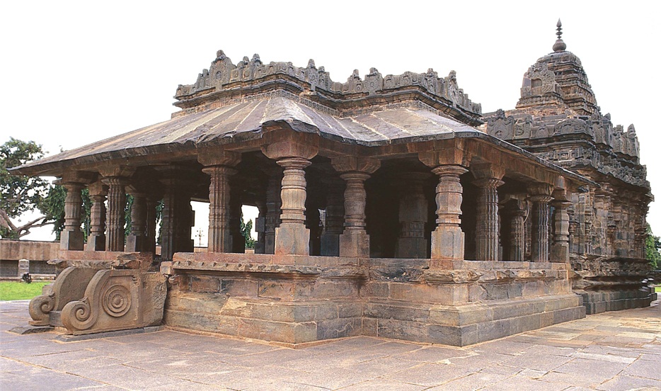 Brahma Jinalaya - Lakhundi - Karnataka